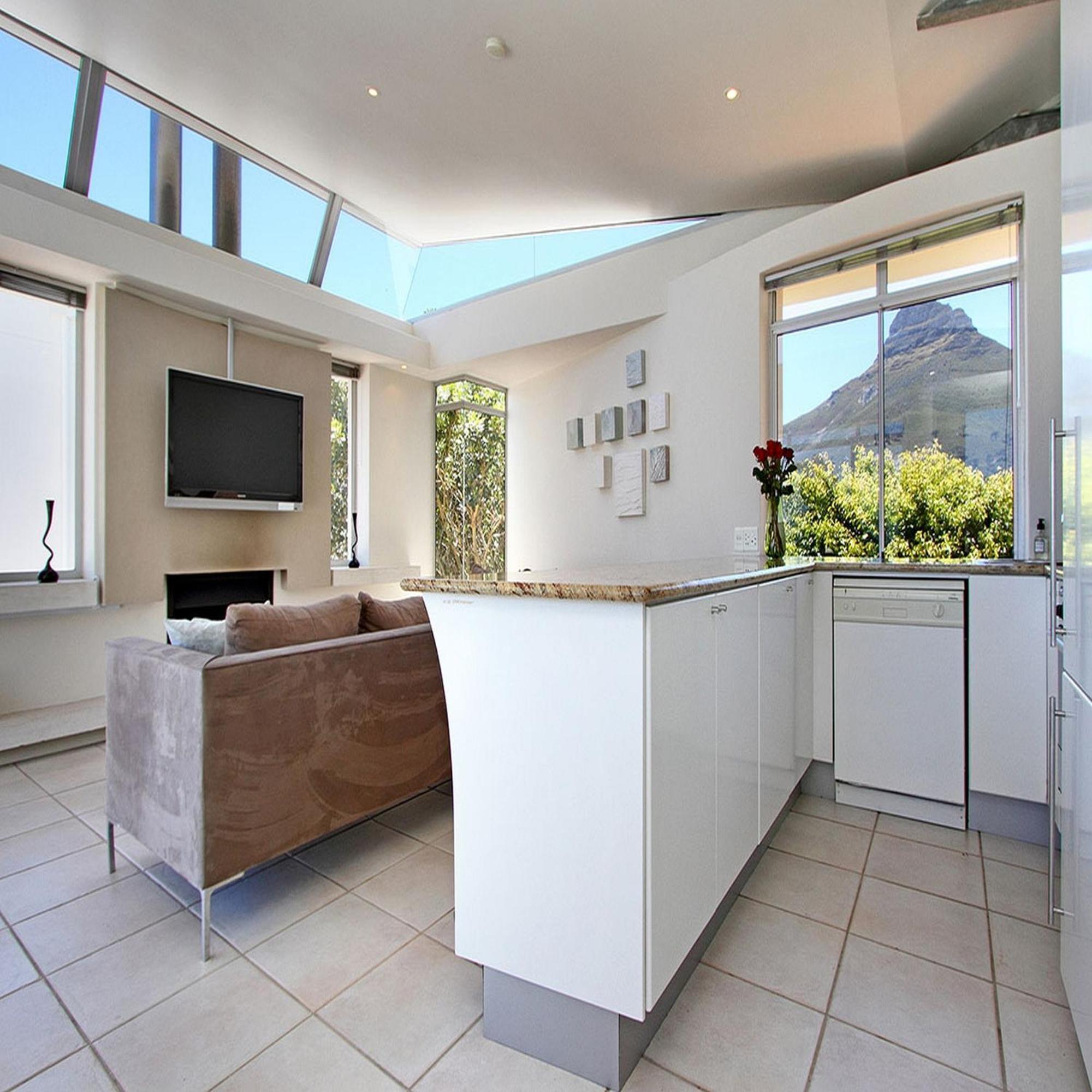 Lion'S View Villa & Apartment Cape Town Room photo